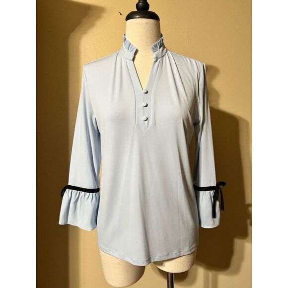 Karl Lagerfeld Paris Light Blue 3/4 Sleeve Blouse Size XS - Picture 1 of 4